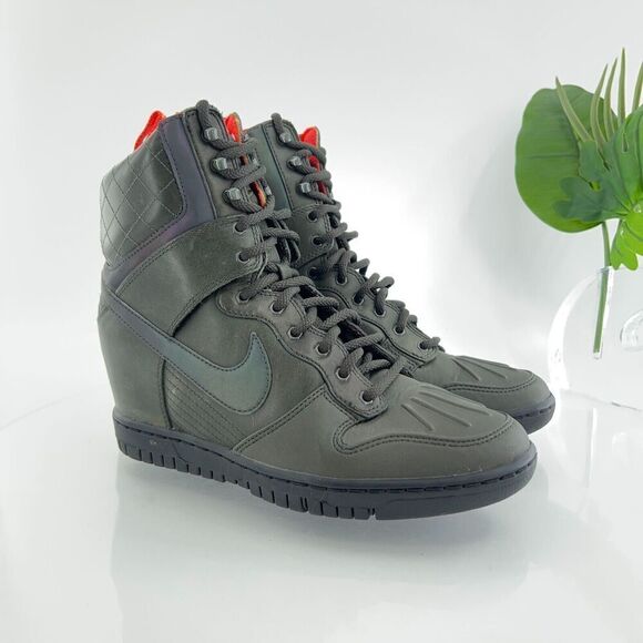 Nike Dunk Sky Hi Hidden Wedge Sneaker boot 2.0 Women Size 9 Green Water Repel - Picture 2 of 16